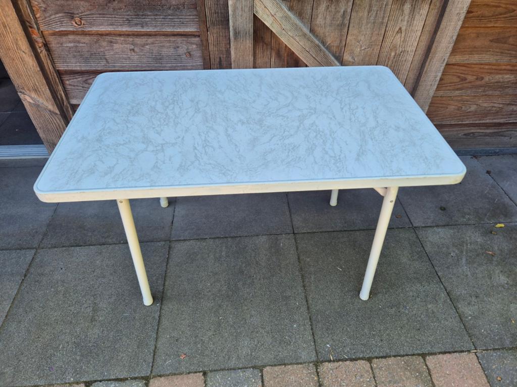 Handige opklapbare campingtafel - Gebruikt, Gebruikt, 100 tot 150 cm, Praktisch en functioneel, Metaal