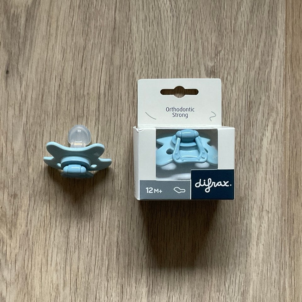 Difrax fopspeen 12M+ orthodontisch sterk, nieuw, Ophalen of Verzenden, Nieuw