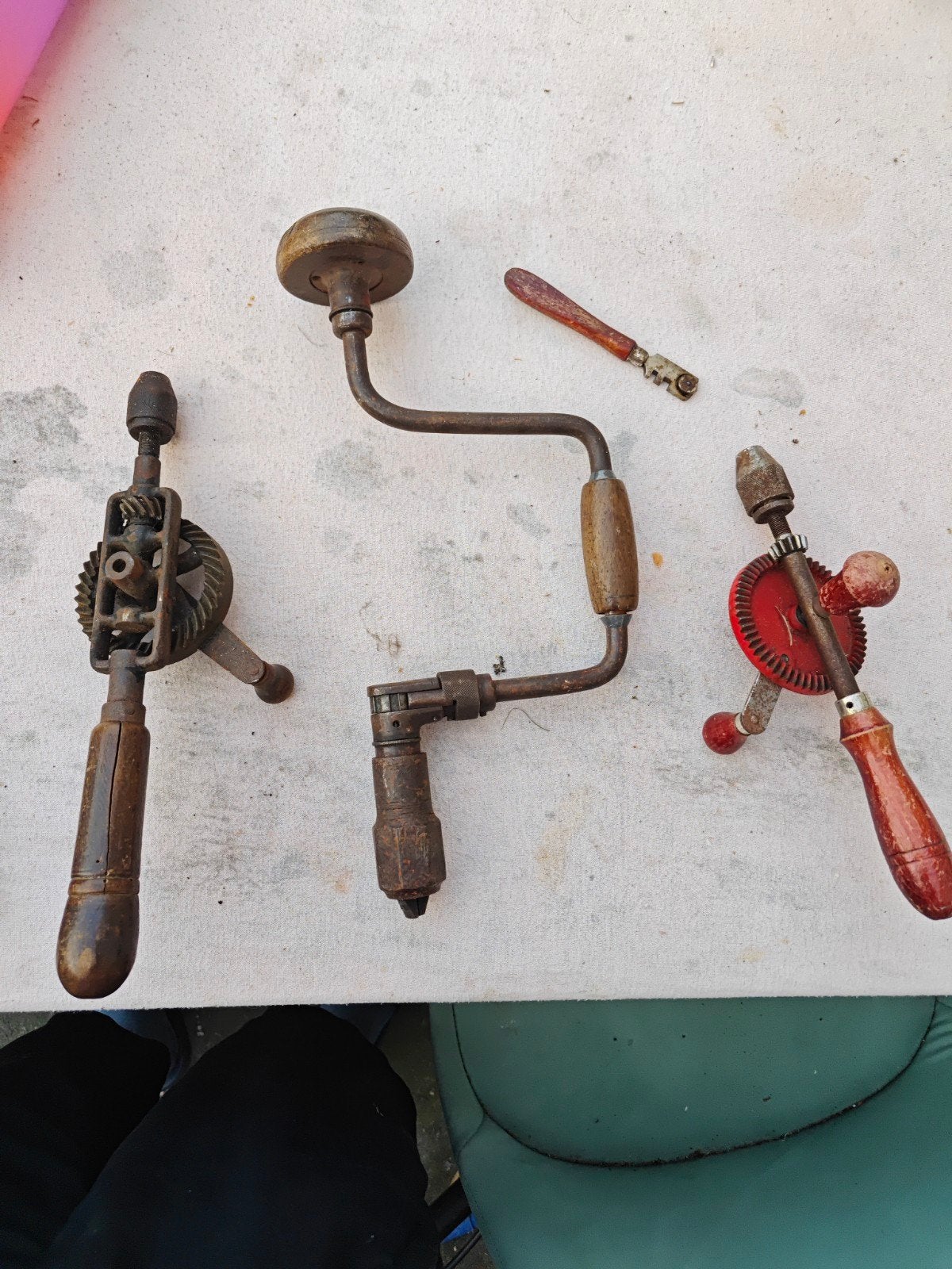 Vintage handboren en glassnijder, Ophalen