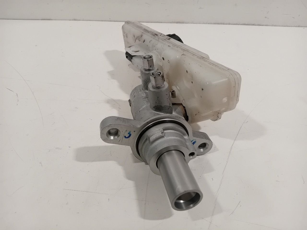 Foto 4 van Hoofdrem cylinder Tesla Model 3