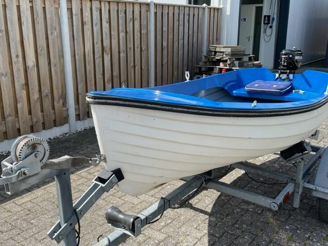 Fijne visboot, sloepje, bijboot  PINKSTER AANBIEDING, Watersport en Boten, Vis- en Consoleboten, Zo goed als nieuw, Saga, Benzine