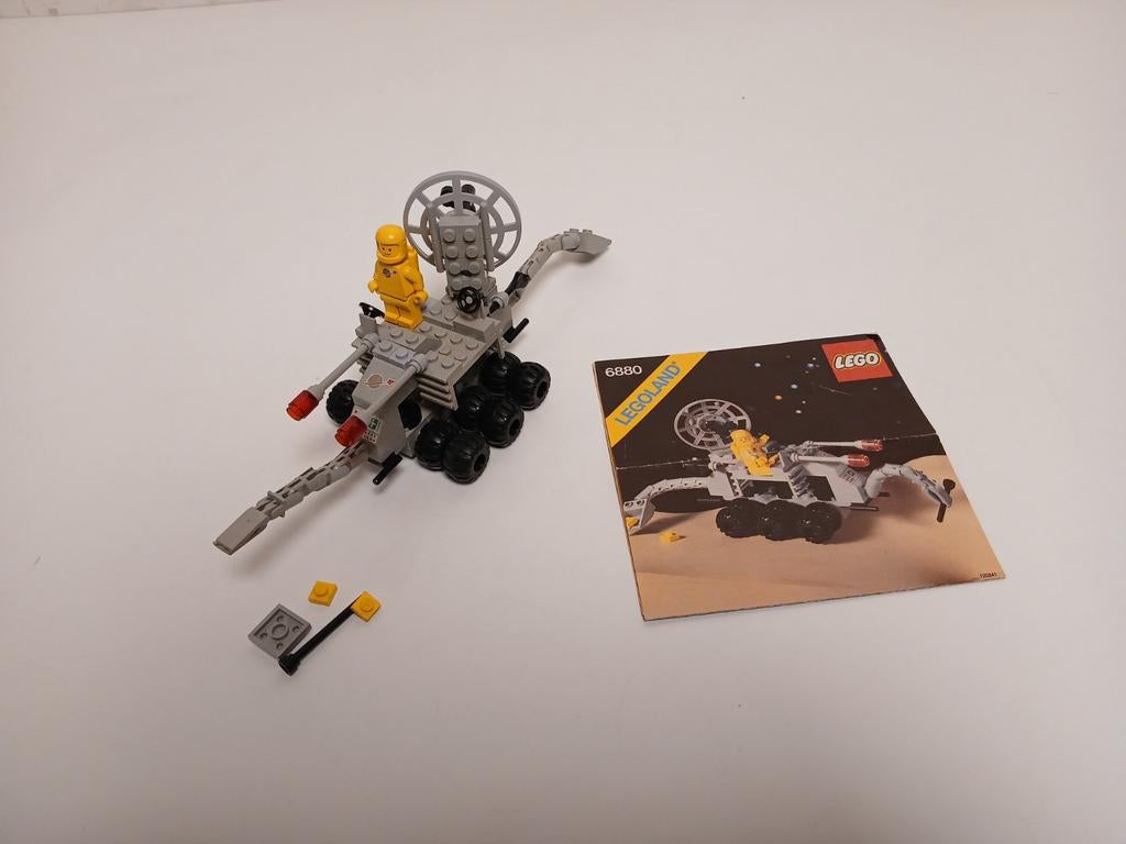 Lego classic space 6880 surface explorer, Kinderen en Baby's, Speelgoed | Duplo en Lego, Ophalen of Verzenden