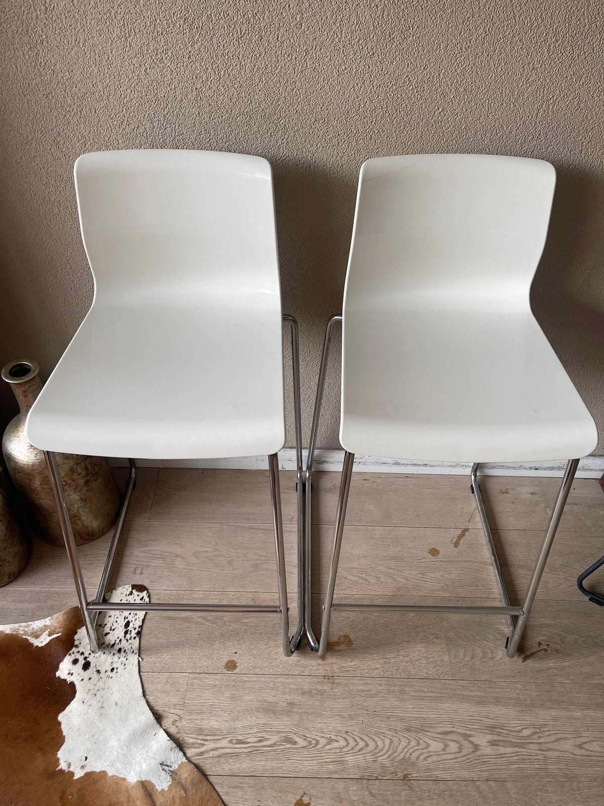 Ikea Dinning Chair white, 1 kruk, Ophalen, Zo goed als nieuw, 60 tot 90 cm