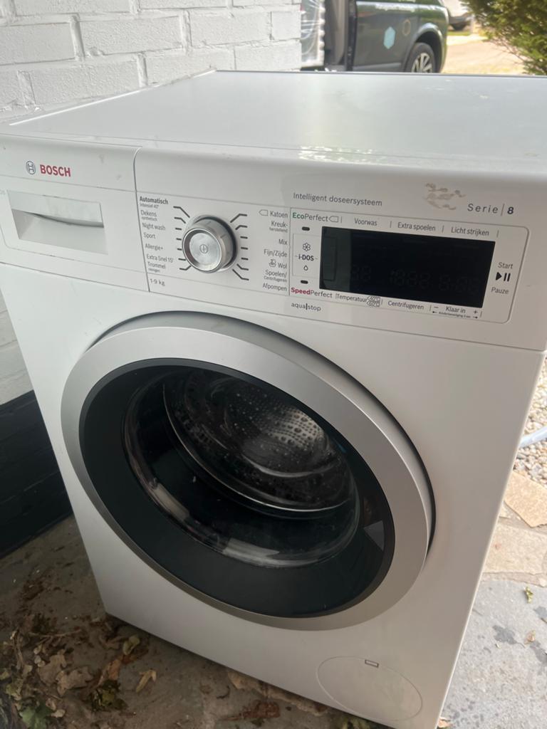 Defecte Bosch Serie 8 wasmachine - WAW32642NL/21, 8 tot 10 kg, Ophalen, Niet werkend, 85 tot 90 cm