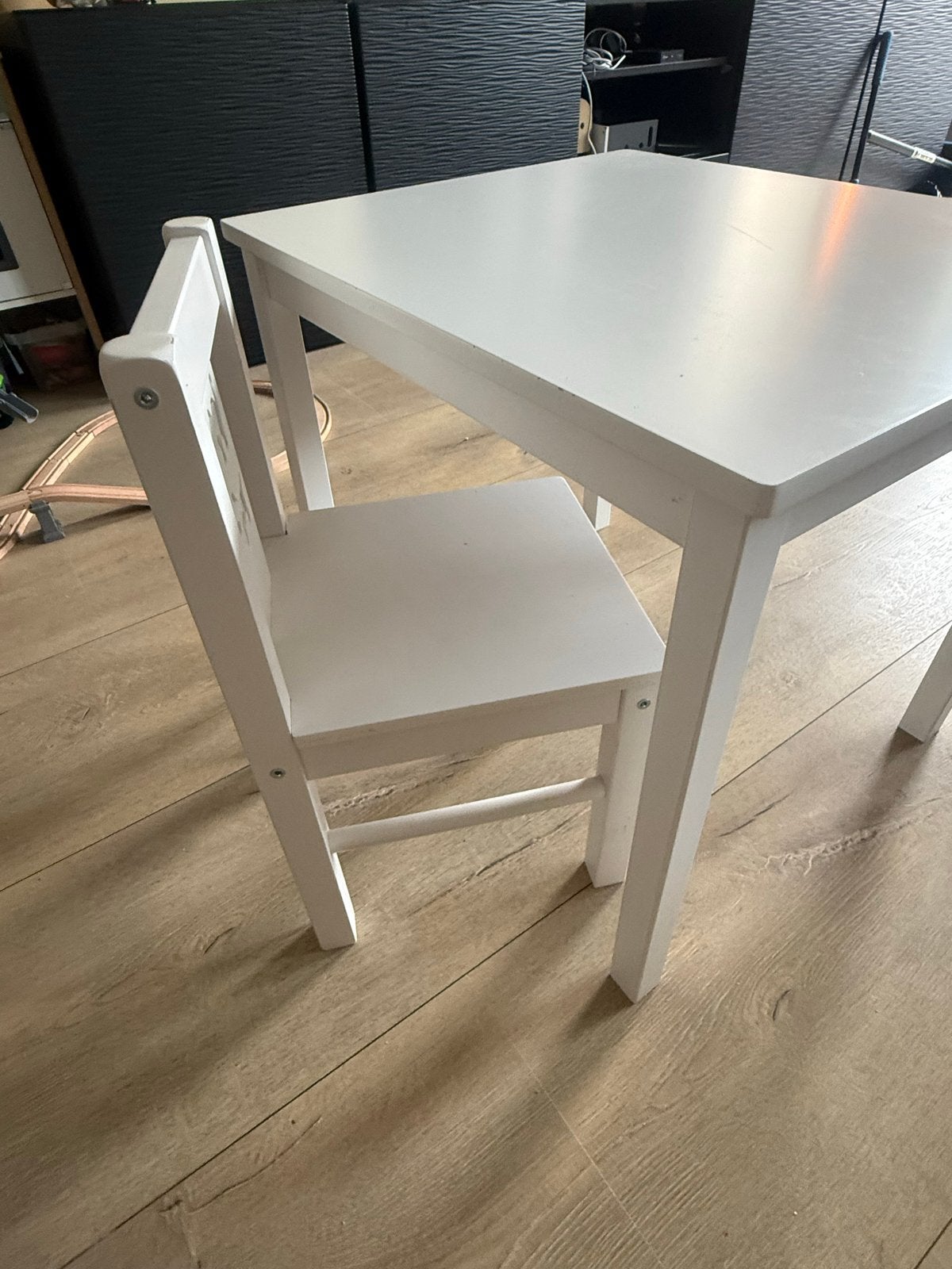 Witte kinderstoel en tafel set ikea, Kinderen en Baby's, Kinderkamer | Tafels en Stoelen, Ophalen, Gebruikt, Tafel(s) en Stoel(en)