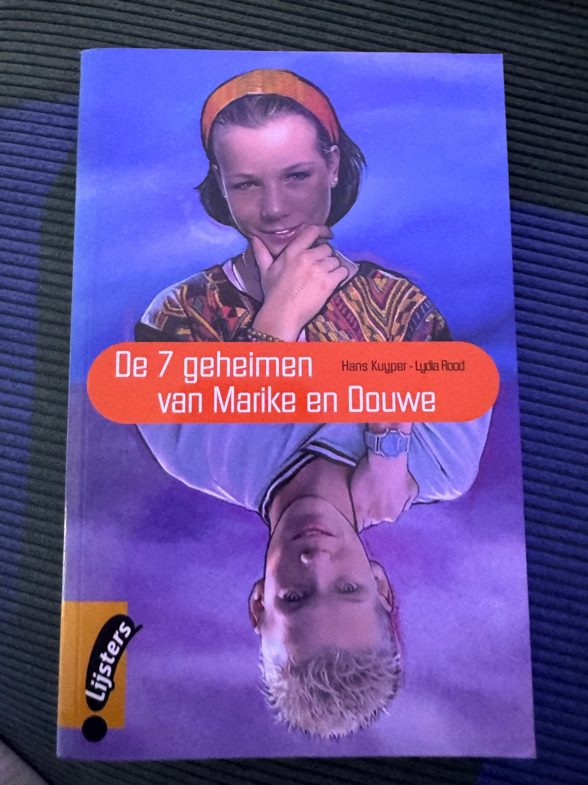De 7 geheimen van Marike en Douwe - Hans Kuyper, Ophalen of Verzenden, Gelezen, Fictie
