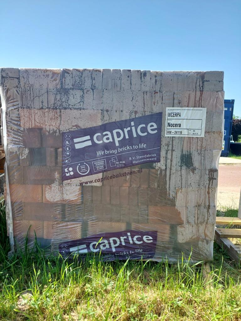 Gevelsteen - Nocera van Caprice, Doe-het-zelf en Verbouw, Ophalen, Nieuw, Kalkzandstenen