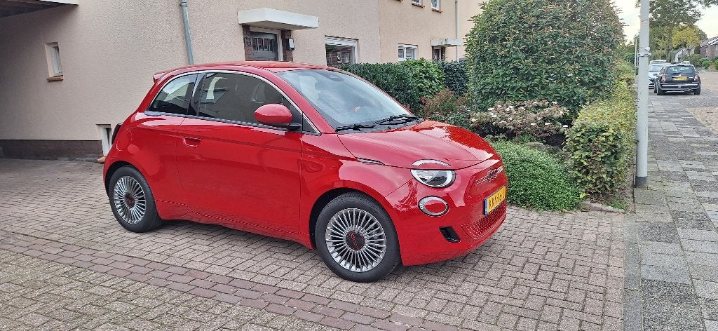 Foto 5 van Fiat 500e 24kwh red edition