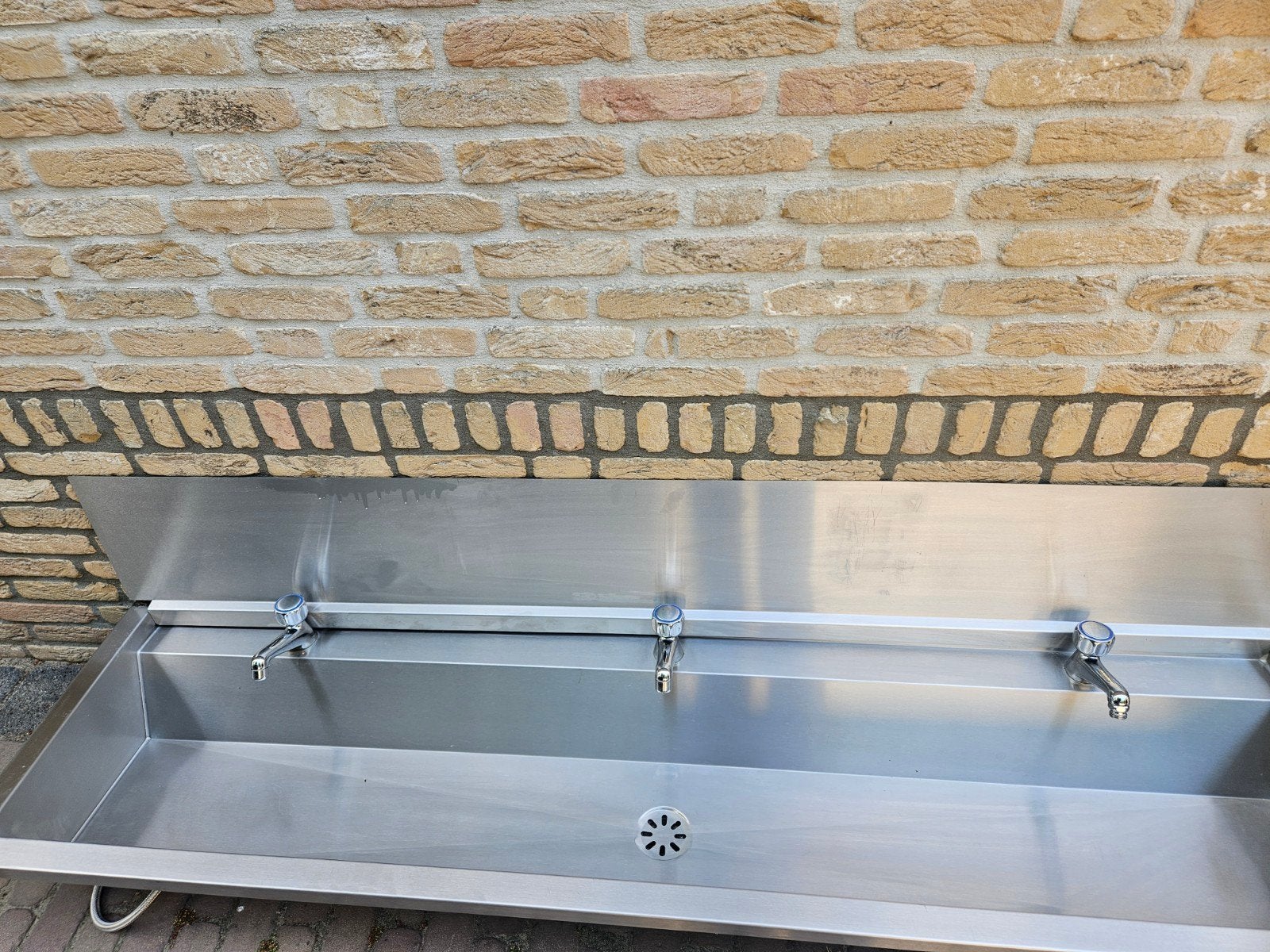 wasbak/wastrog/spoelbak RVS Intersan 1.80 m 3 kranen, Ophalen, Zo goed als nieuw, Rvs, Wastafel