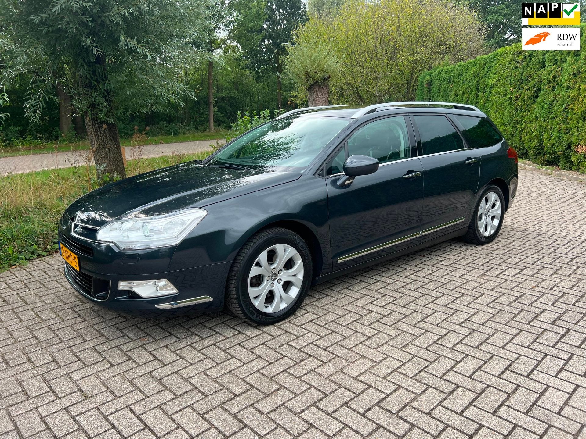 Citroen C5 Tourer 1.6 THP Exc VOL LEER PANORAMADAK ECC MASSA, Voorwielaandrijving, Euro 5, Gebruikt, Handgeschakeld