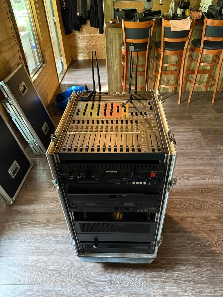 Soundcraft Si Expression 1 evt teruil cms1000, Muziek en Instrumenten, Mengpanelen, Ophalen, Gebruikt, 20 kanalen of meer, Microfooningang