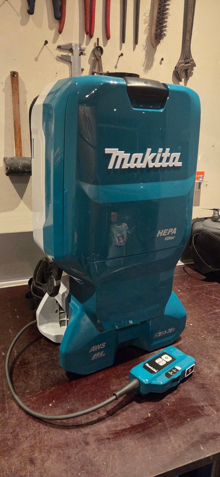 Makita DVC665 Rugstofzuiger - Krachtig en Draadloos, Draadloos, Zo goed als nieuw, Industriële stofzuiger, Makita
