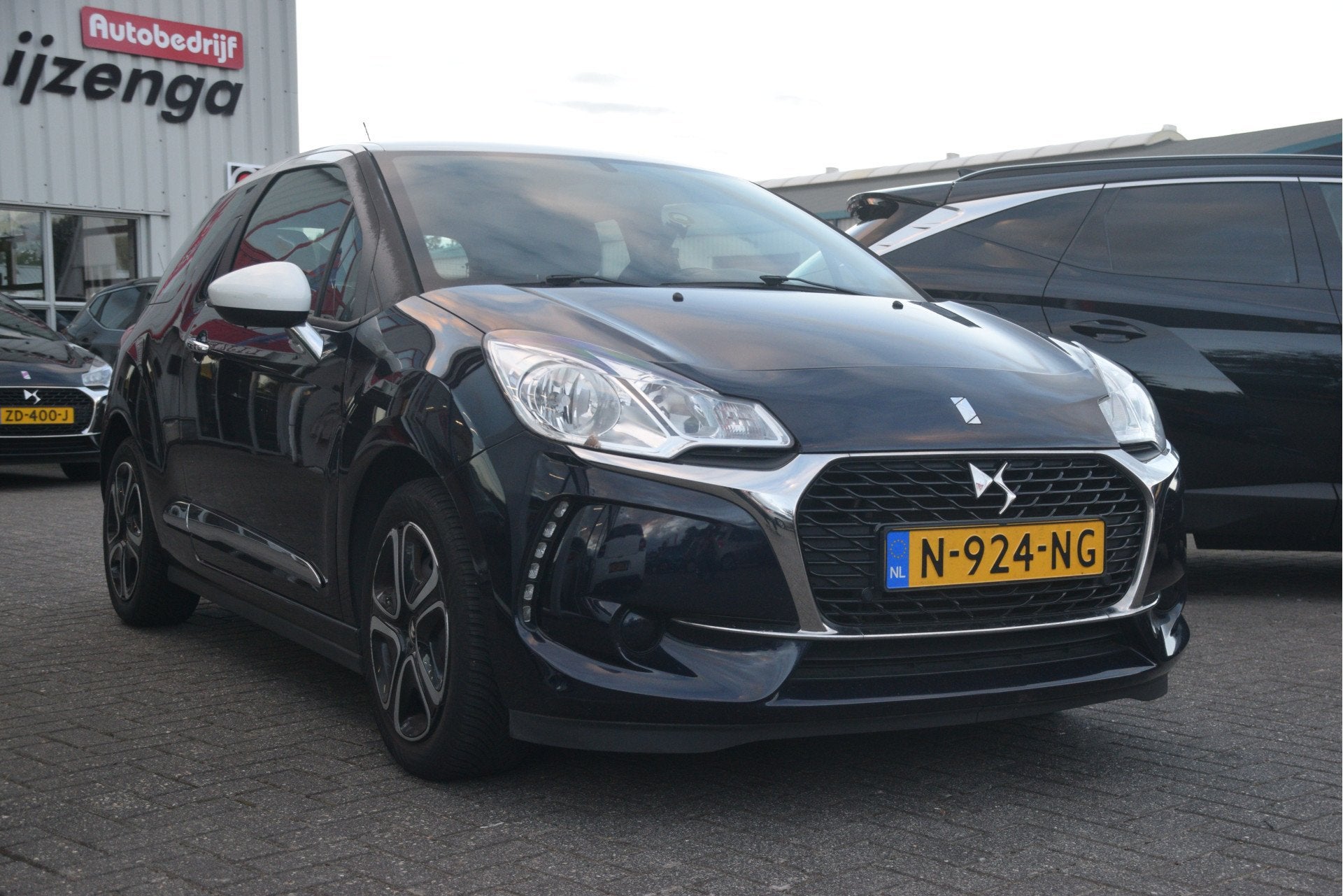 DS DS 3 1.2 PureTech So Chic LMV | Aico | PDC | Bluetooth |, Stof, Gebruikt, 1199 cc, Bedrijf
