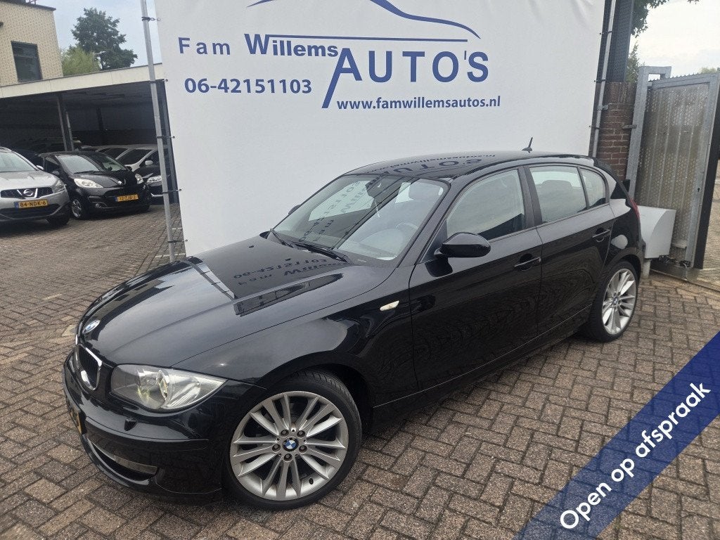 BMW 1-serie 116i Business Line (bj 2009), Auto's, BMW, 1-Serie, Gebruikt, 4 cilinders, Zwart