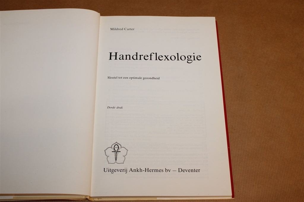 Handreflexologie — Sleutel tot Optimale Gezondheid 1986, Boeken, Ophalen of Verzenden, Gelezen, Overige onderwerpen, Achtergrond en Informatie