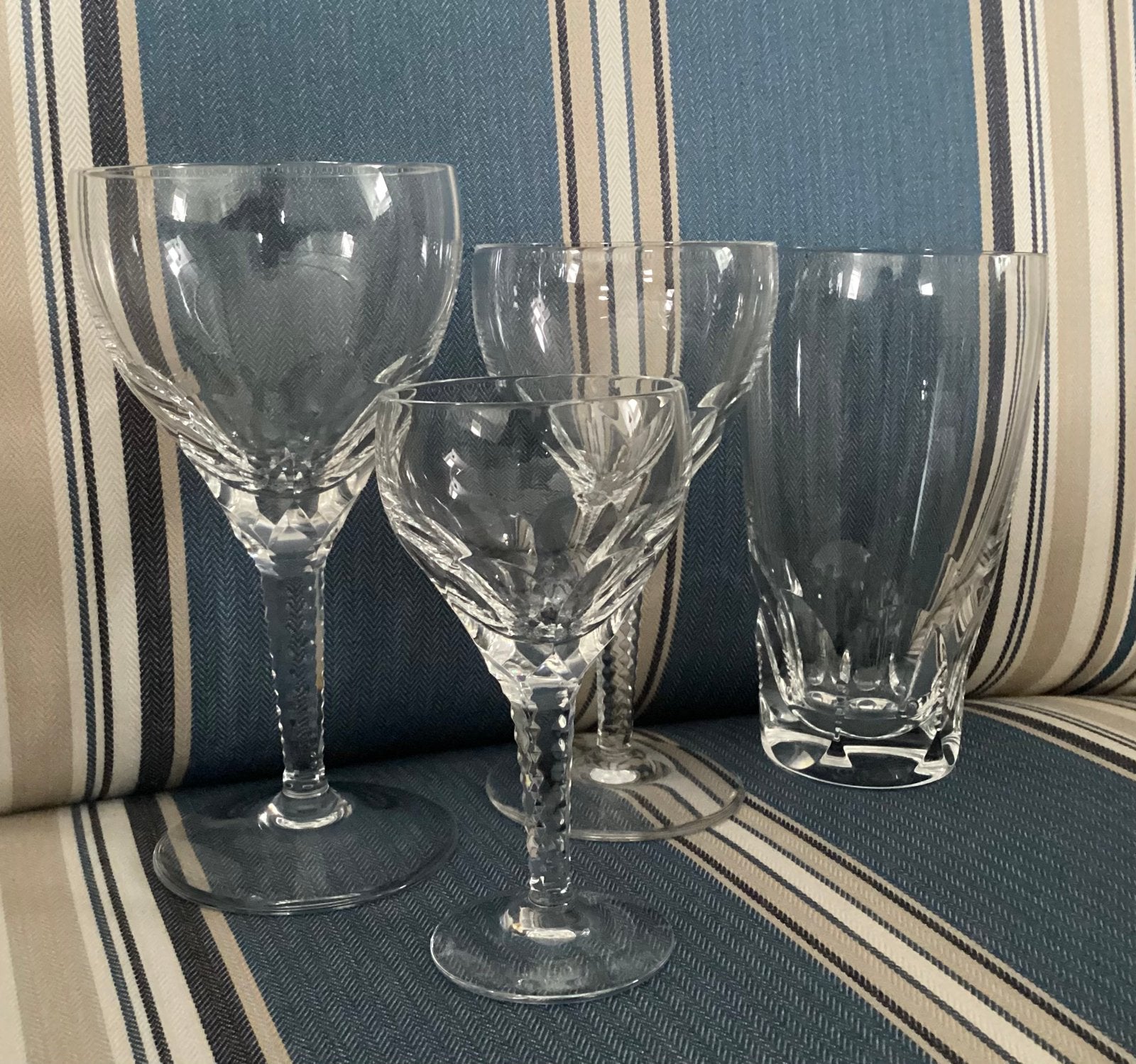 VAL SAINT LAMBERT GLASSERVIES, Ophalen
