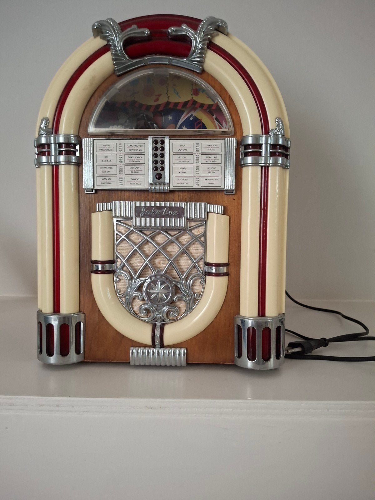 mini jukebox met verlichting, Verzamelen, Ophalen, 1970 tot heden, Overige merken