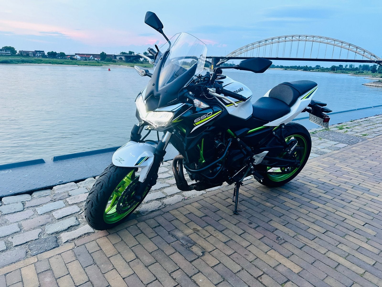 Kawasaki Z650 - Naked bike met ABS, Motoren, Motoren | Kawasaki, Occasion, 649 cc, Particulier, Meer dan 35 kW