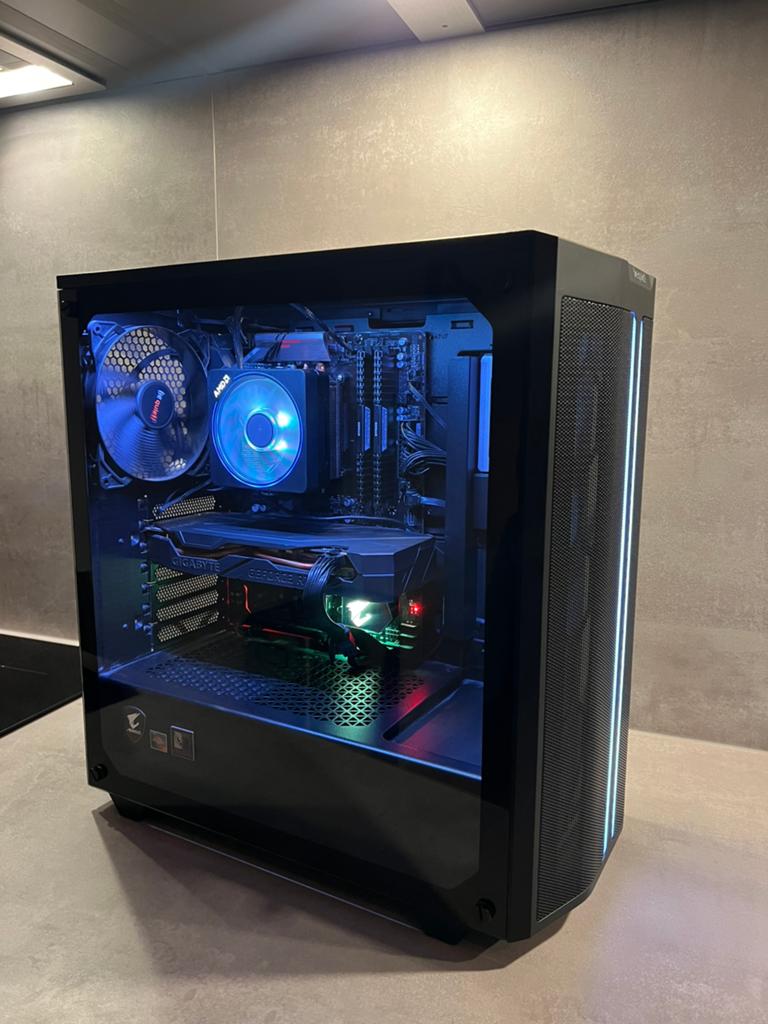 Game pc rtx 2070 super, Computers en Software, Desktop Pc's, Zo goed als nieuw, 3 tot 4 Ghz, SSD, Gaming, Ophalen