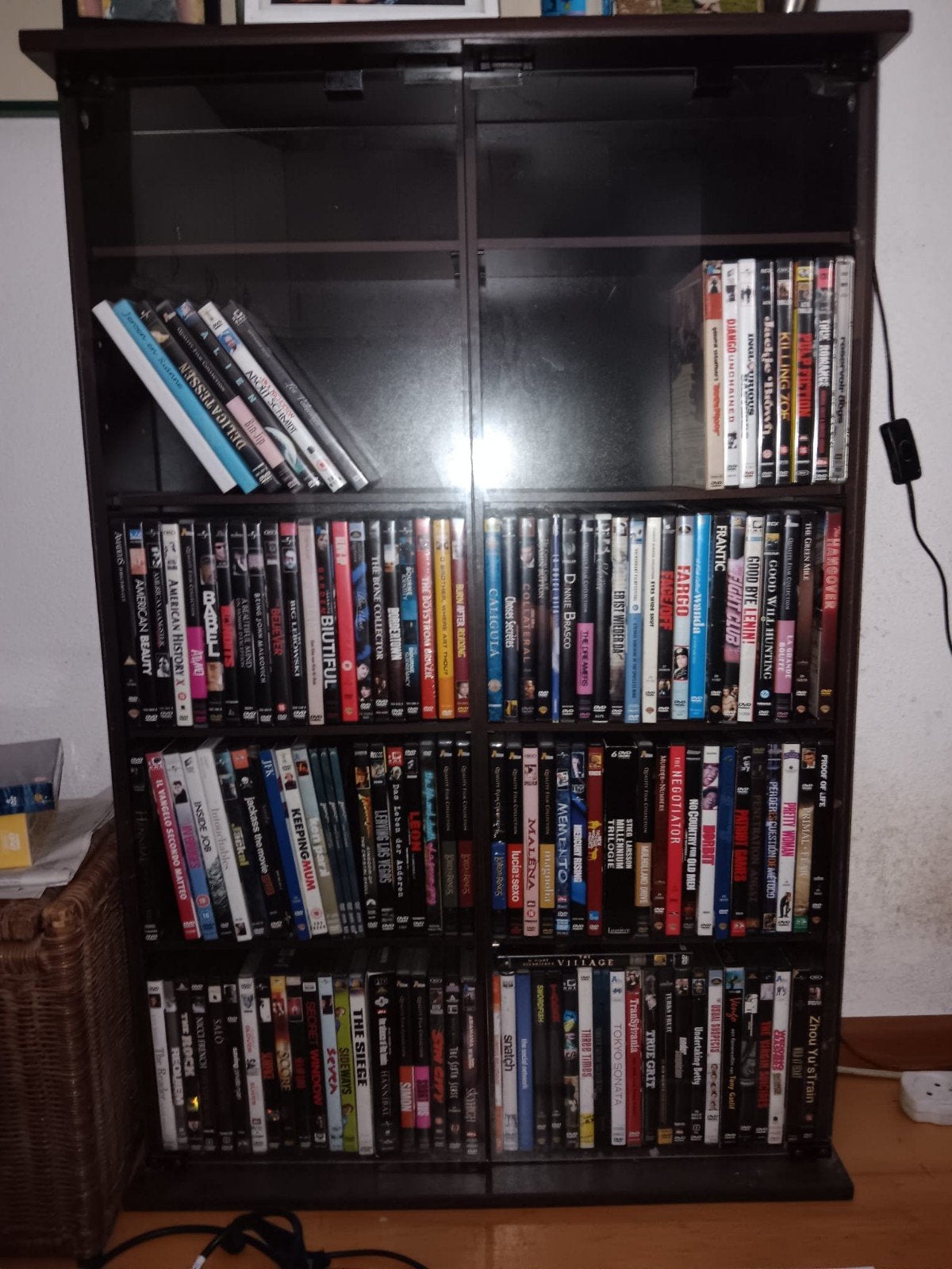 Boeken, dvd kast, Ophalen, Met plank(en), Gebruikt, 100 tot 150 cm