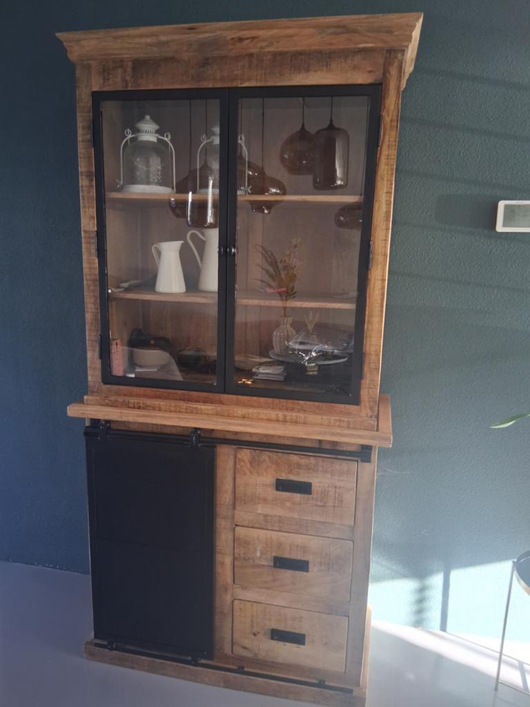 Mooie mango houten buffetkast, Huis en Inrichting, Kasten | Buffetkasten, 100 tot 150 cm, 200 cm of meer, Ophalen of Verzenden