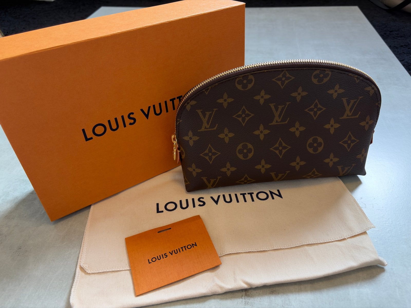 Nieuwe Louis Vuitton Cosmetic Pouch M46579 Monogram, Ophalen, Nieuw, Bruin, Dame