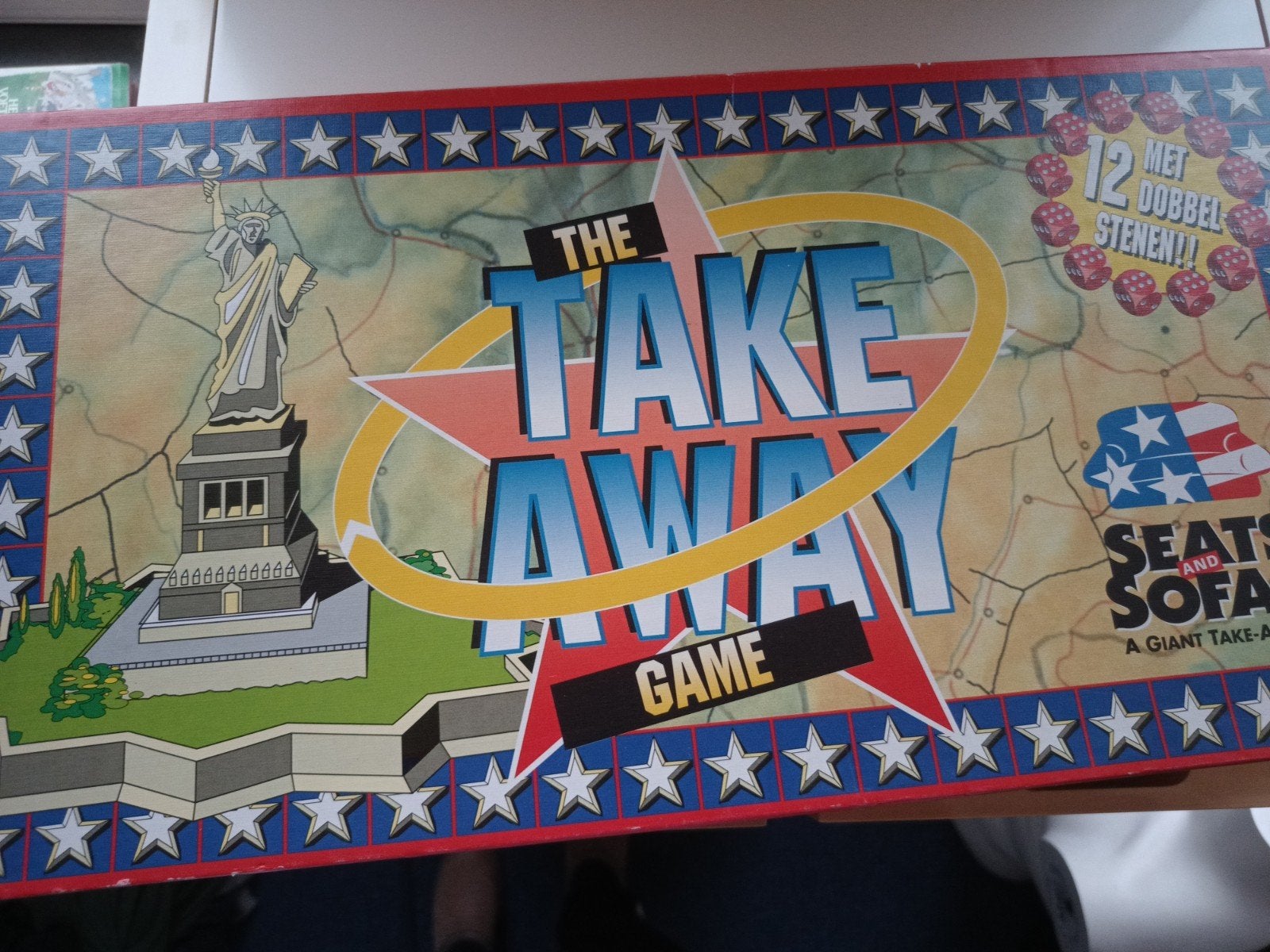 The take away game bordspel, Vijf spelers of meer, Ophalen of Verzenden, Nieuw, Seats and sofas