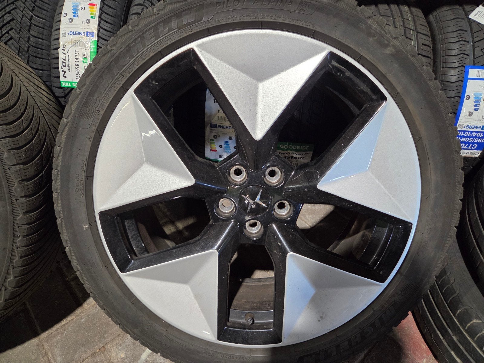 Polestar 2 20 inch velgen (lichte schade), Auto-onderdelen, Banden en Velgen, Ophalen, Gebruikt, Banden en Velgen, Personenwagen