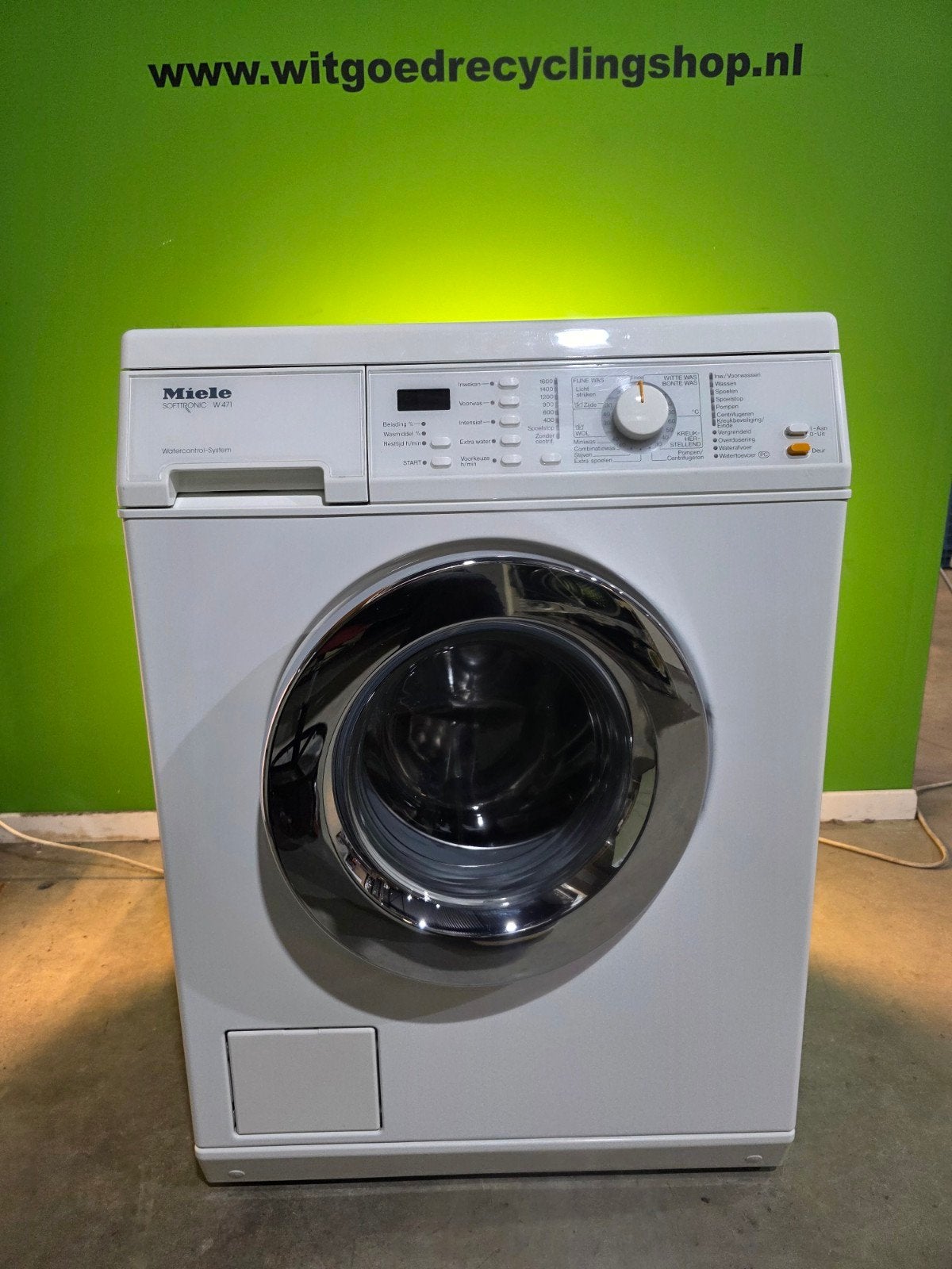 MIELE SOFTCARE SYSTEM W 471 DOSERINGS INDICATOR 1600RPM, Info@miele.com, 4 tot 6 kg, Refurbished, Ophalen of Verzenden