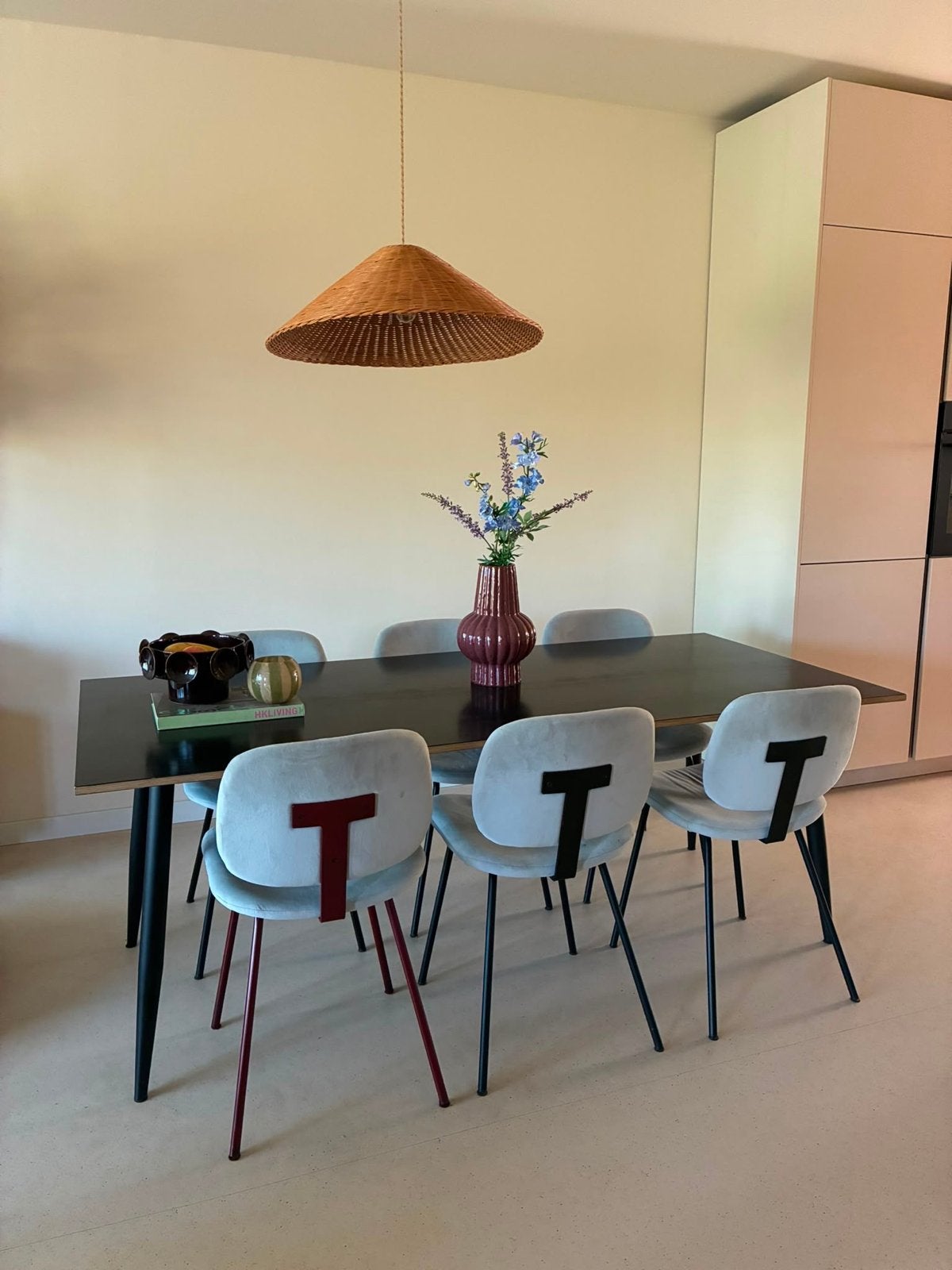 Eettafel 200x90 cm met metalen onderstel, Huis en Inrichting, Tafels | Eettafels, Gebruikt, 50 tot 100 cm, Vijf personen of meer