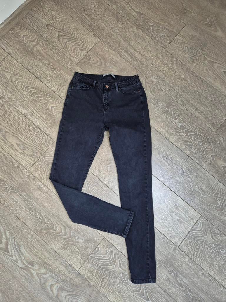 Skinny jeans. Maat 36, Steps, W28 - W29 (confectie 36), Gedragen, Verzenden