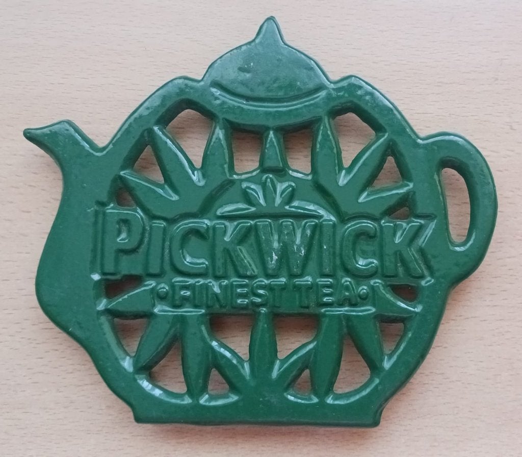 PICKWICK Gietijzeren Onderzetter voor theepot, Nieuw, Ophalen of Verzenden, Metaal, Overige merken