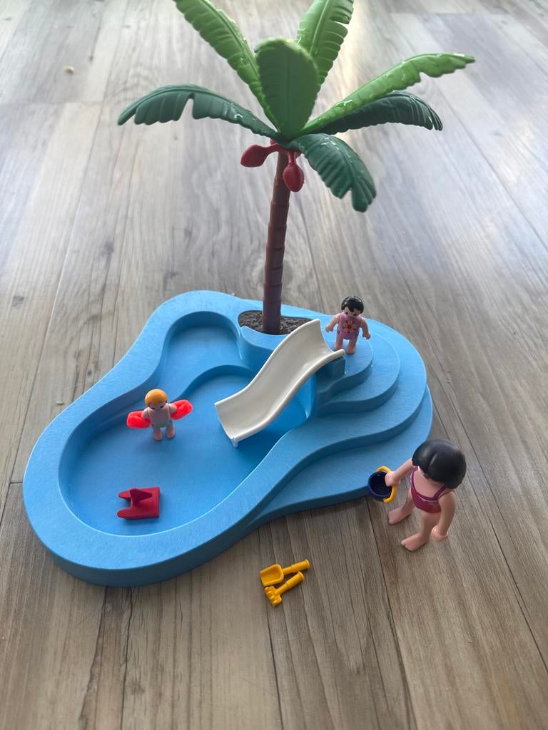 Playmobil Kinderzwembad met Palmboom en Figuren, Ophalen of Verzenden, Zo goed als nieuw, Jongen of Meisje