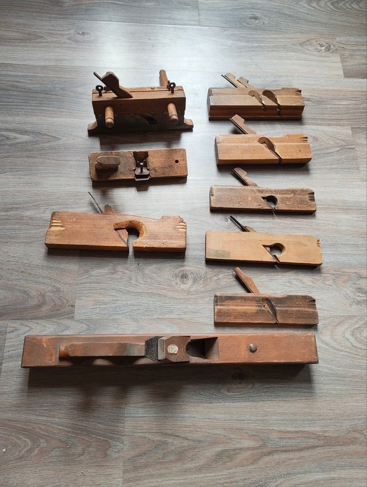 10 antieke houten schaven, Ophalen