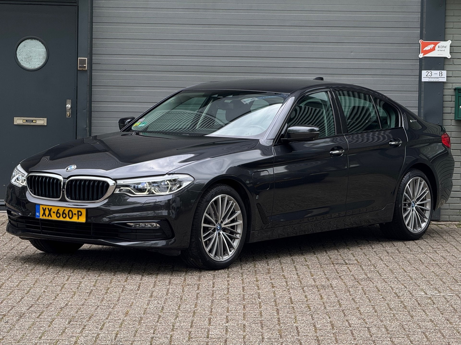 BMW 5-serie 530e iPerformance High Executive, Auto's, BMW, Automaat, 1998 cc, Achterwielaandrijving, Gebruikt