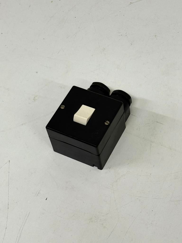Oude bakelieten opbouw schakelaar lamp licht bakeliet, Ophalen of Verzenden
