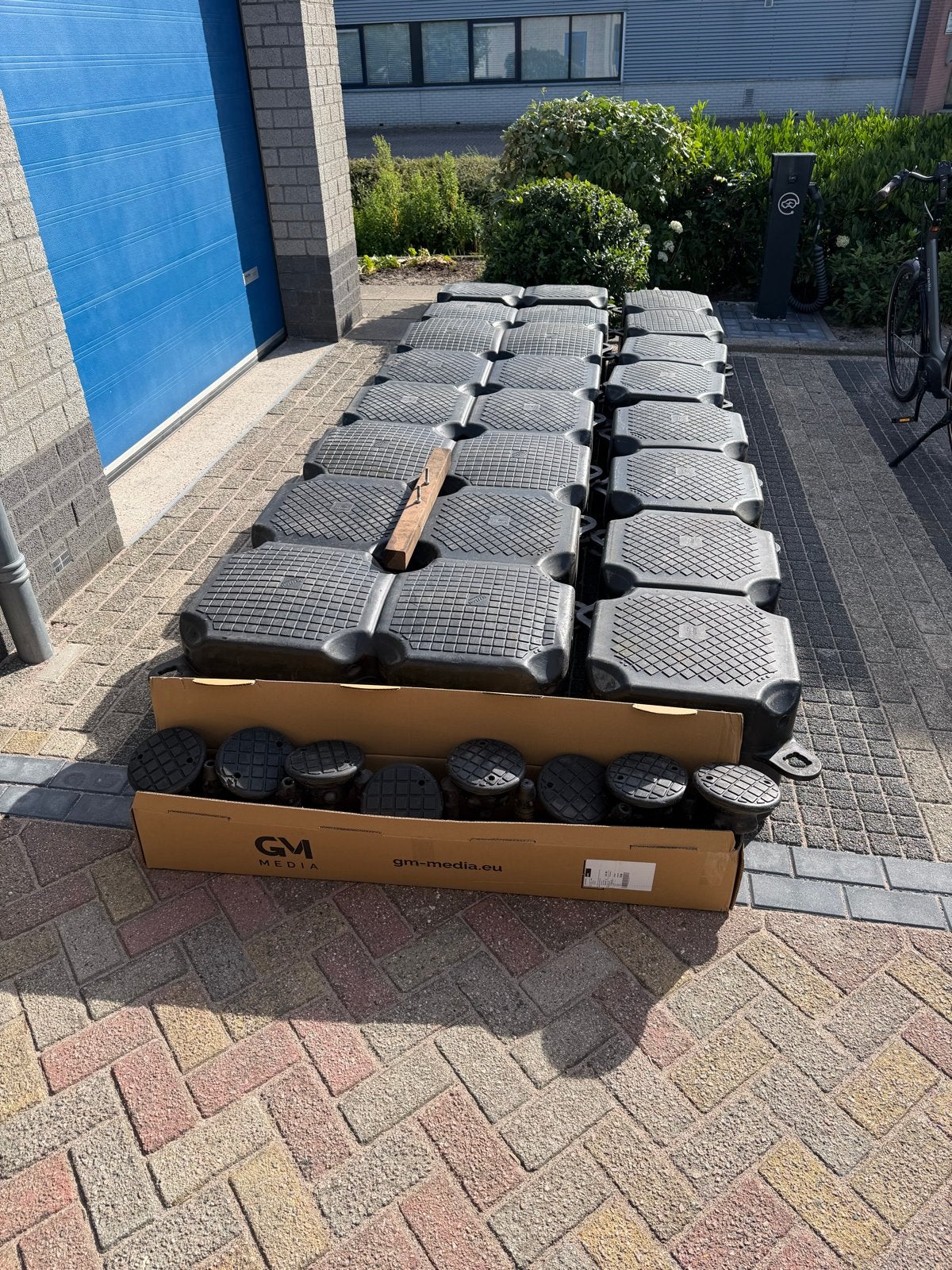 Modulair drijvend ponton, Ophalen, Gebruikt