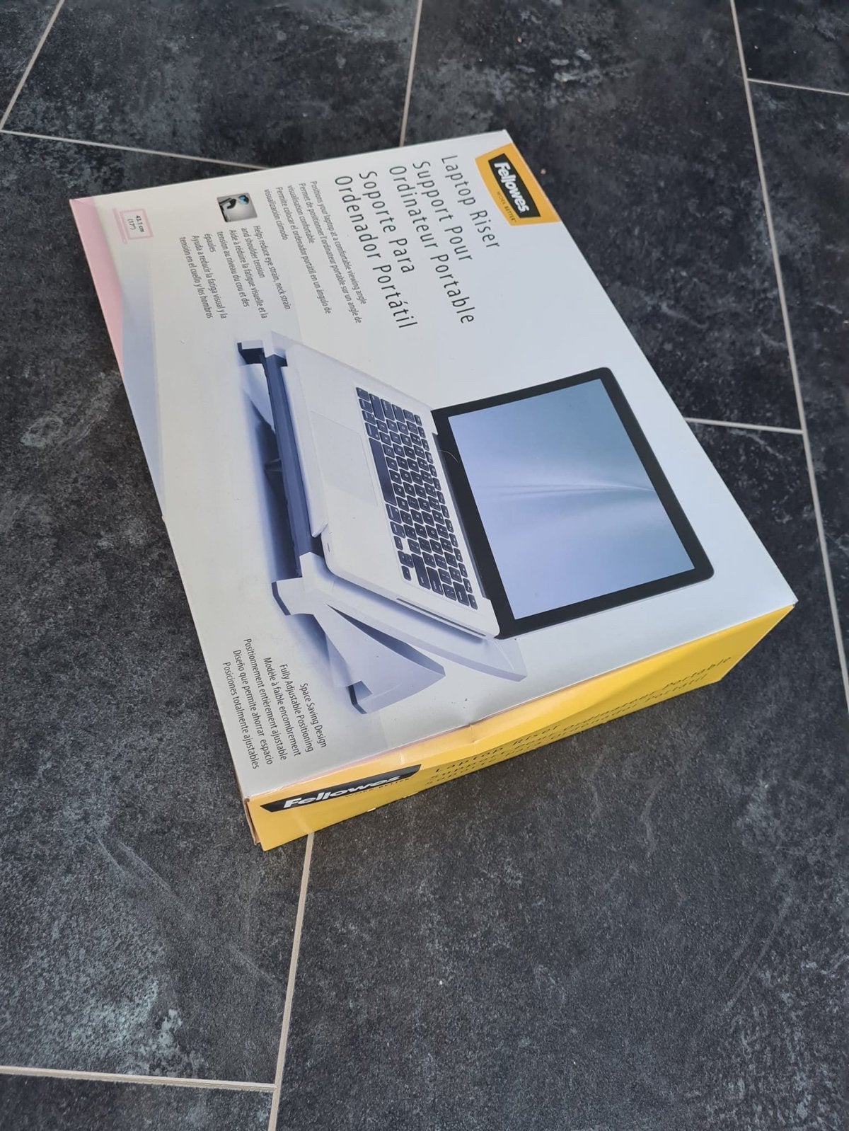 Fellowes Laptop Riser - Ergonomische Laptopstandaard, Ophalen of Verzenden, Zo goed als nieuw, In hoogte verstelbaar