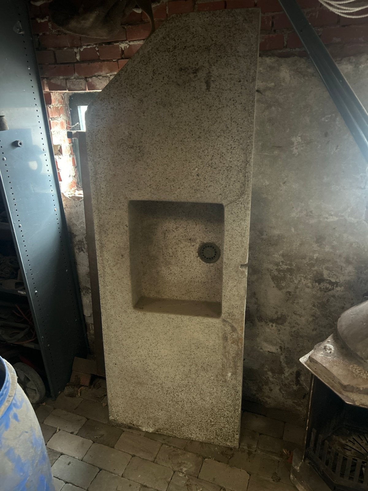 Grote granieten wasbak voor badkamer of tuin, Ophalen, Gebruikt, Steen, Wastafel