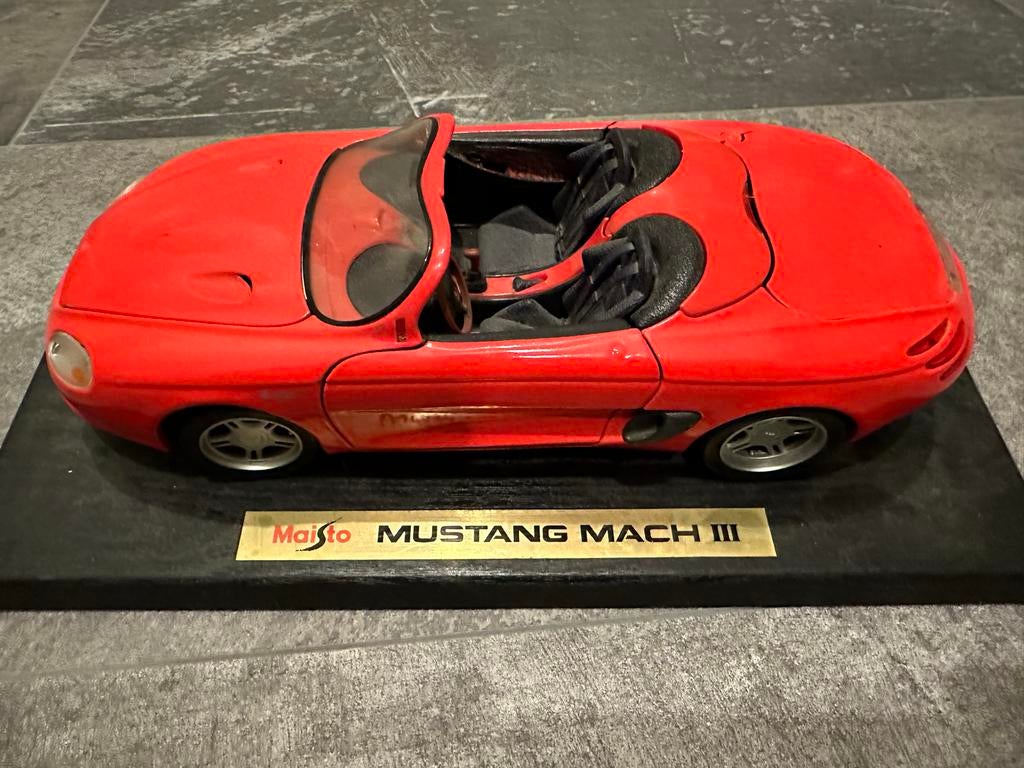 Maisto Mustang Mach III Modelauto - Gebruikt, Hobby en Vrije tijd, Modelauto's | 1:18, Ophalen of Verzenden, Gebruikt, Auto, Maisto