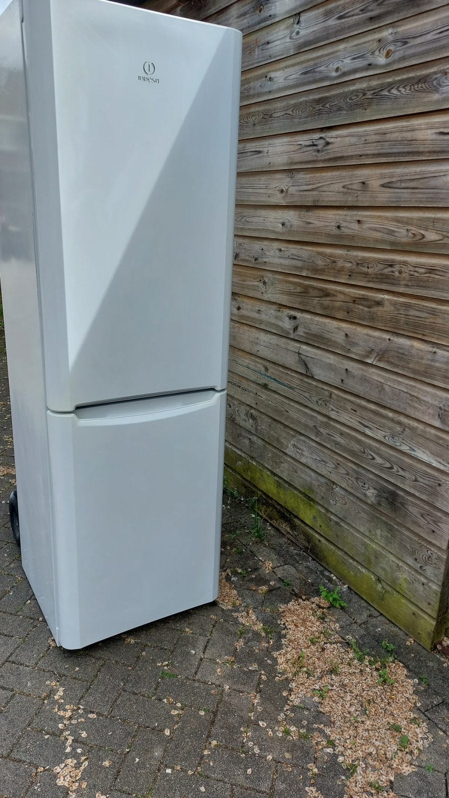 Indesit combie koelkast, Ophalen, Zonder vriesvak, 200 liter of meer, 160 cm of meer