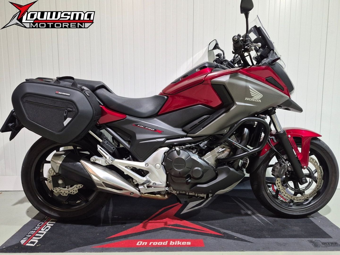 HONDA NC 750 X ABS 2020 Koffers|6MndGarantie NC750x 700, 2 cilinders, Motorrijbewijs A, Bedrijf, Meer dan 35 kW
