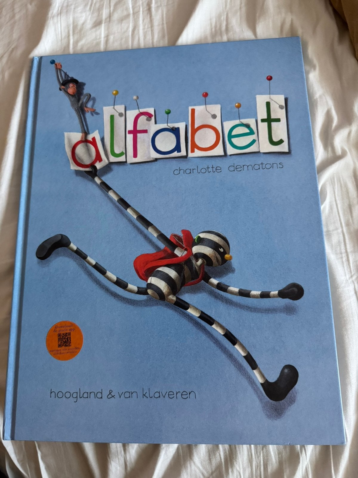Als nieuw! Charlotte Dematons ‘Alfabet’ met gratis app, Boeken, Ophalen of Verzenden, Nieuw