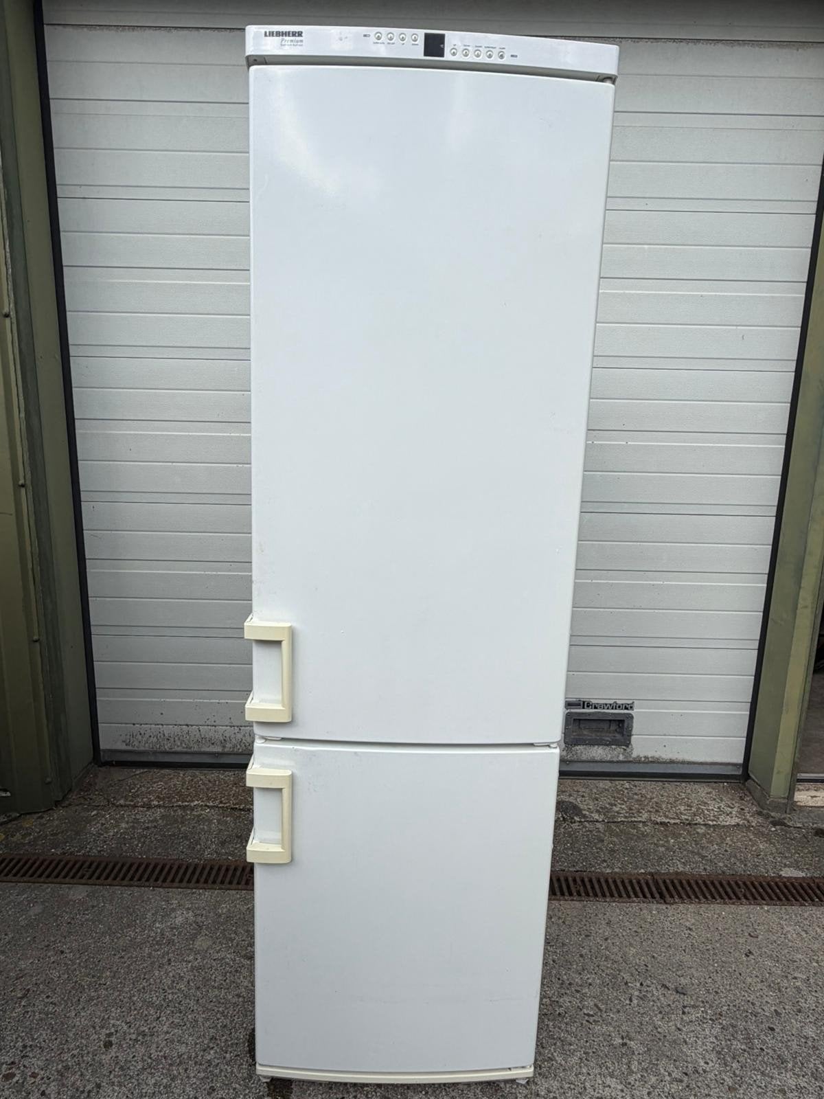 Liebherr koelkast No-Frost Premium!, Ophalen, 200 liter of meer, Met aparte vriezer, 160 cm of meer