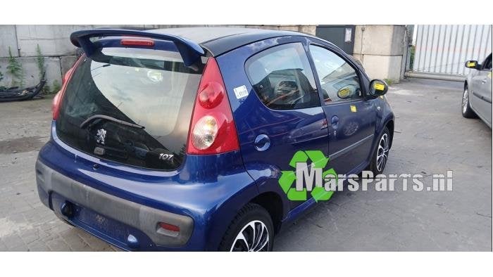 Portier 4Deurs rechts-achter van een Peugeot 107 (KNR), Auto-onderdelen, Gebruikt, -, Deur, -