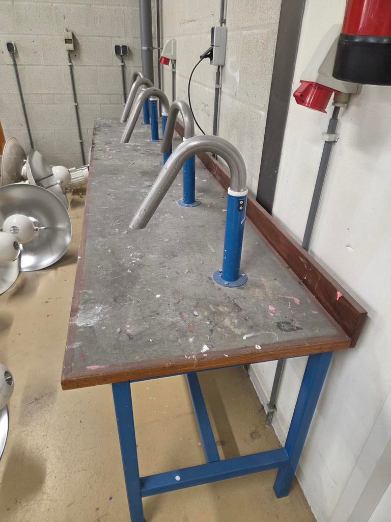 Robuuste werkbank met buigijzers, Doe-het-zelf en Verbouw, Ophalen, Gebruikt, 170 cm of meer