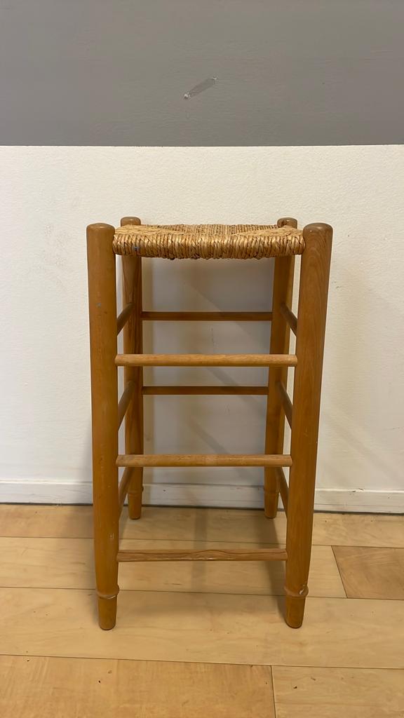 Hoge kruk hout en riet, Ophalen, Zo goed als nieuw, Hout