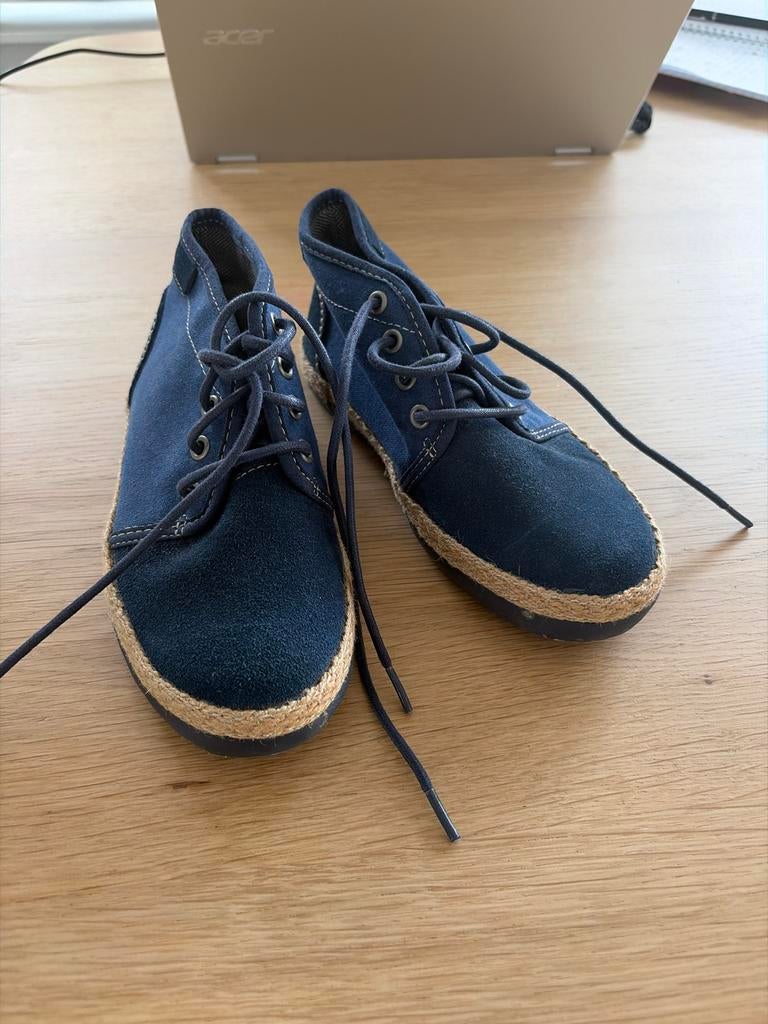 Nieuwe Ugg schoenen maat 30, Kinderen en Baby's, Kinderkleding | Schoenen en Sokken, Ophalen of Verzenden, Nieuw, Jongen of Meisje