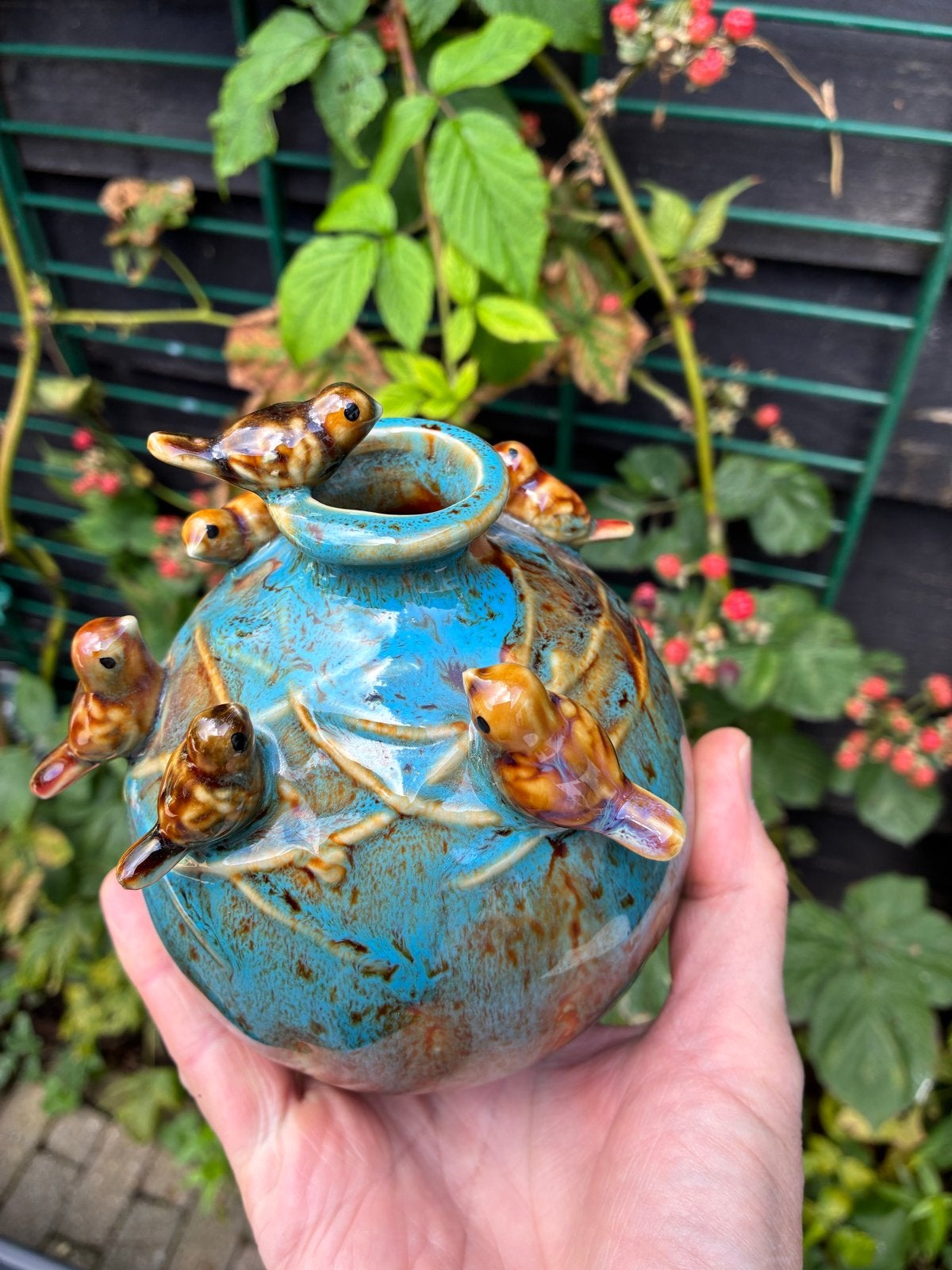 Unieke keramische vaas met vogels - Handgemaakt, Ophalen of Verzenden