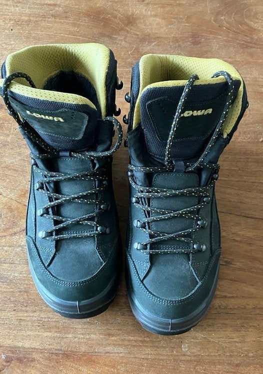 Lowa Renegade GTX Mid Bergschoenen/Wandelschoenen - Maat 43., Ophalen of Verzenden, Zo goed als nieuw, Schoenen